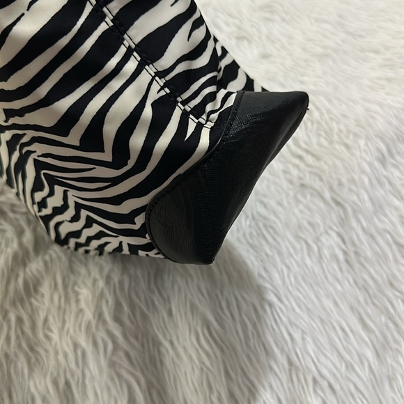 Michael Kors Eva black zebra print tote purse new - Picture 7 of 11